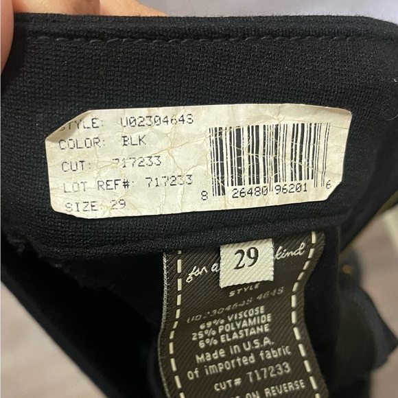 7 For All Mankind Women's Black Skinny Pants - Picture 4 of 4